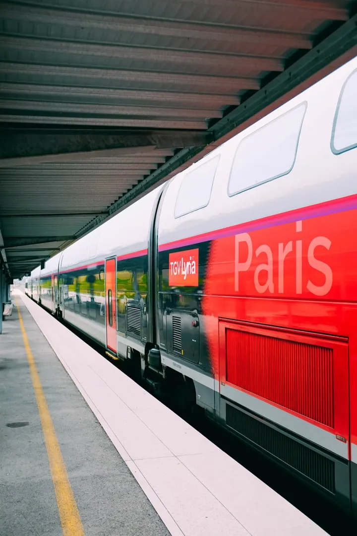 TGV en gare à Gare de Lyon, Paris